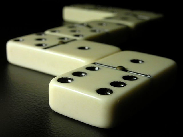 Close do jogo de dominó
