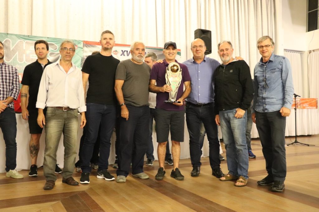Equipe Carvoeiros - 4º lugar Copa “Meg – Taça Mario Ribeiro” de Futebol Suíço Veterano