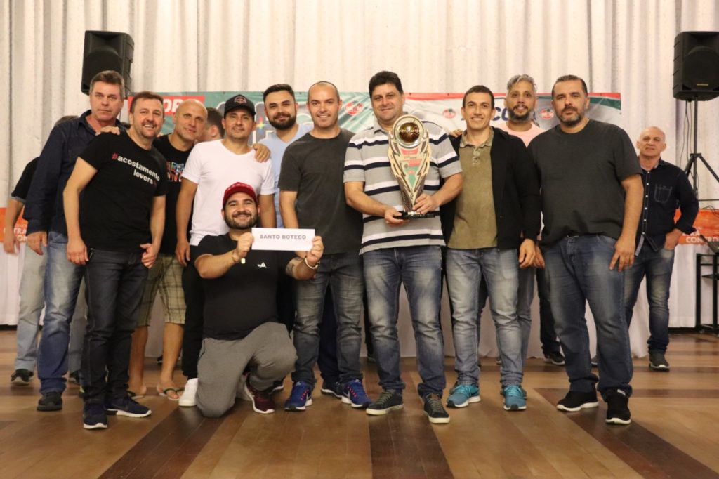 Equipe Santo Boteco - 4º lugar XV Copa “Schin-Amaretti Bebidas” de Futebol Suíço Sênior