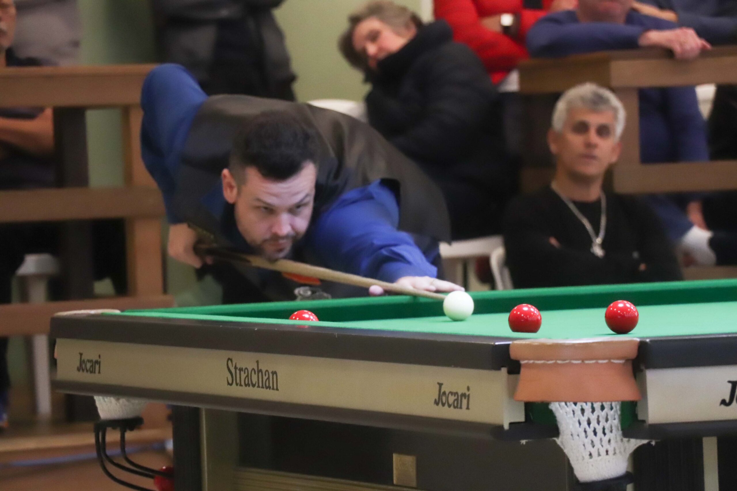 Brasileiro se destaca e jogará no maior templo do snooker no mundo